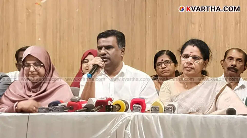 Press conference held by the Kannur Corporation regarding Kannur Dasara festival.