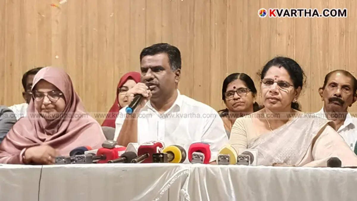 Press conference held by the Kannur Corporation regarding Kannur Dasara festival.