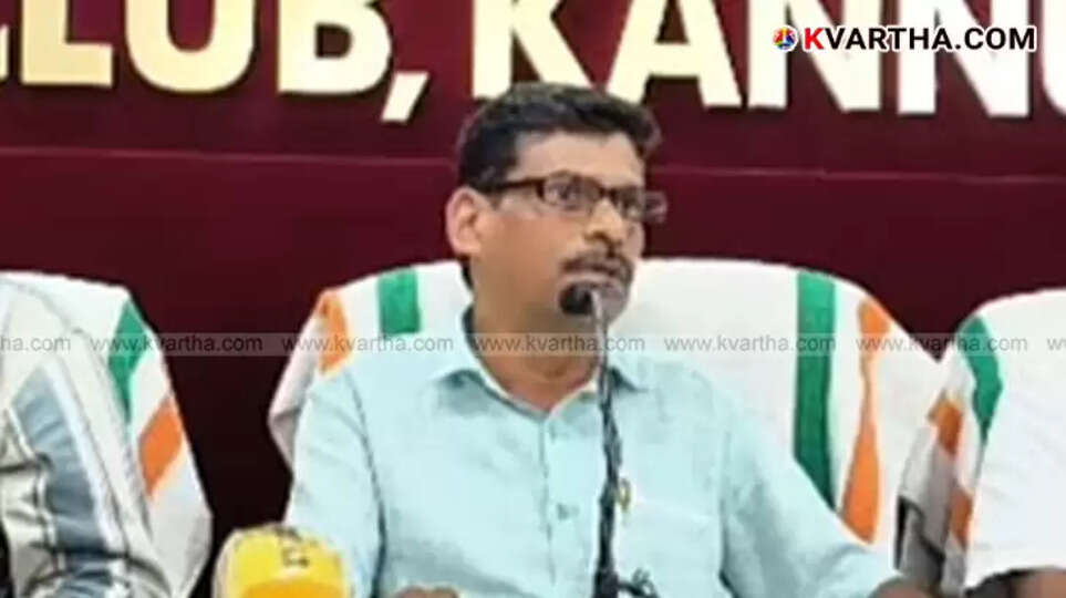 Hameed Chengalaayi addressing the media at Kannur Press Club.