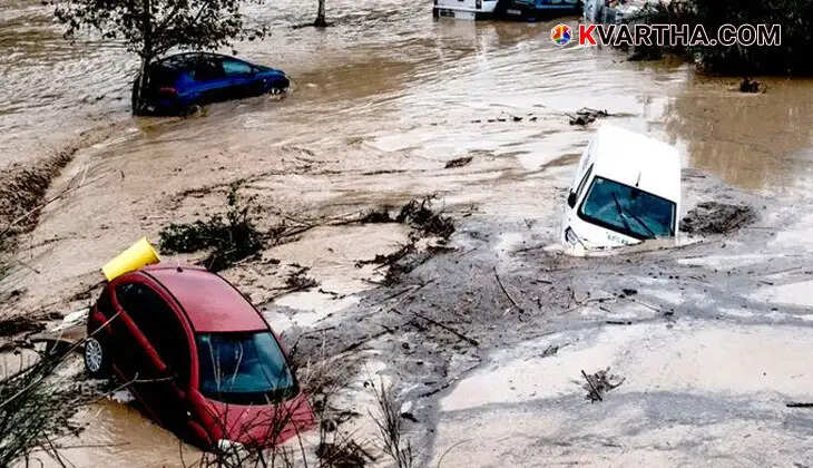 Málaga evacuates thousands as Spain issues more flood alerts