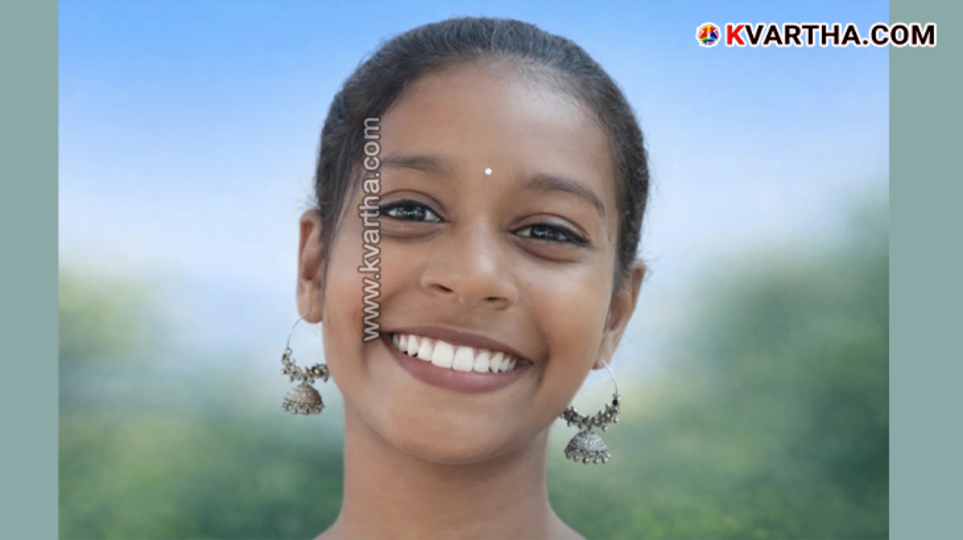Photo of 20-year-old SFI leader and folk singer Lakshmi.