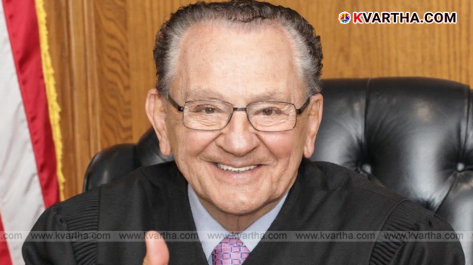 A photo of Judge Frank Caprio.