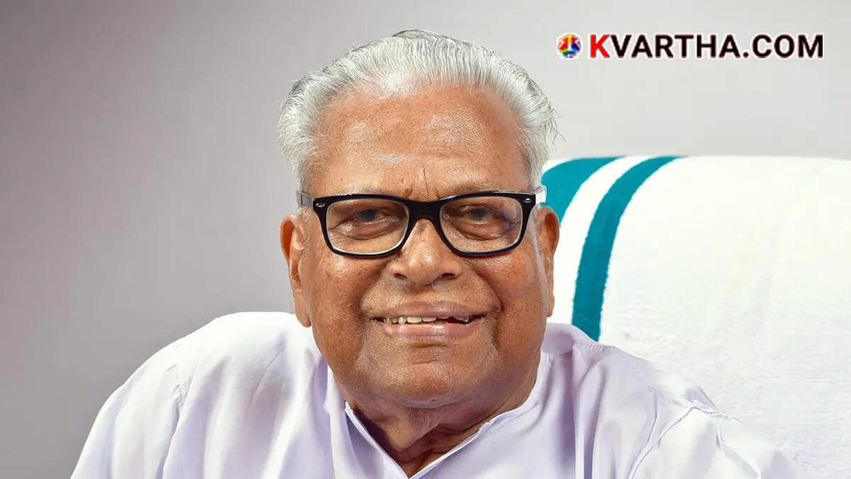  Conceptual image showing veteran leader VS Achuthanandan&nbsp;