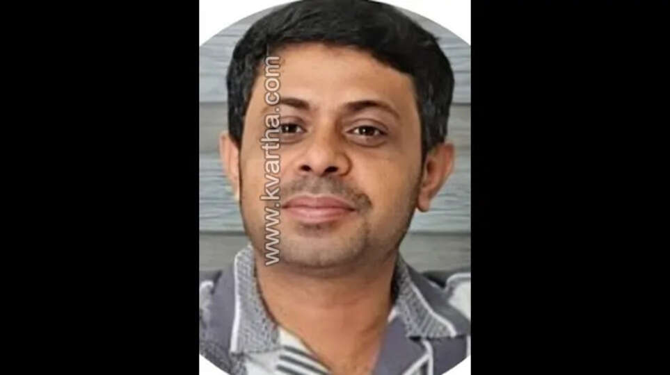  Luqman Mampadi receiving the VC Abu Baker Award