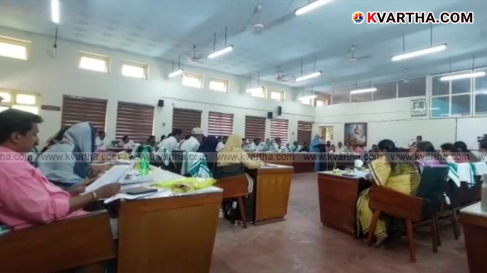 Kannur Corporation council meeting discussion on PM Shri scheme