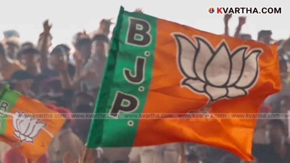 BJP leaders in Kerala addressing a press meet regarding the alleged LDF-UDF secret alliance in 2026.