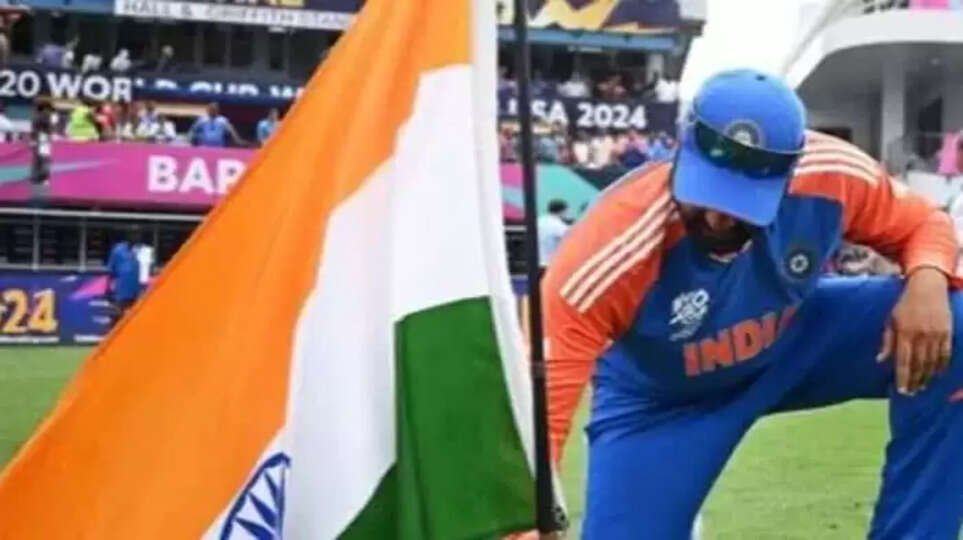'Shame on Rohit Sharma':&nbsp;Why Indian captain&rsquo;s new profile pic with tricolour flag irked netizens,&nbsp;Shame, Rohit Sharma, Indian Captain, New, Profile Pic