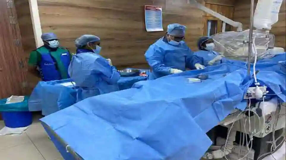 Neuro intervention at Thiruvananthapuram Medical College for the first time among medical colleges in the country, Thiruvananthapuram, News, Neuro intervention, Thiruvananthapuram Medical College, First time, Health, Kerala