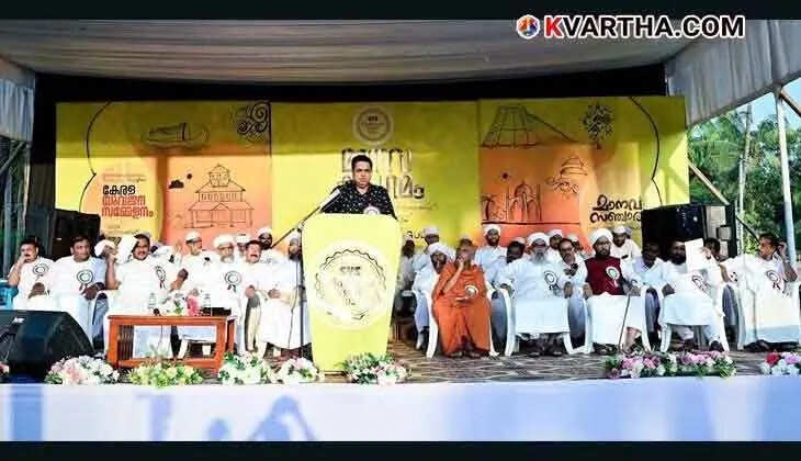 Speaker emphasizes unity in the fight against communalism