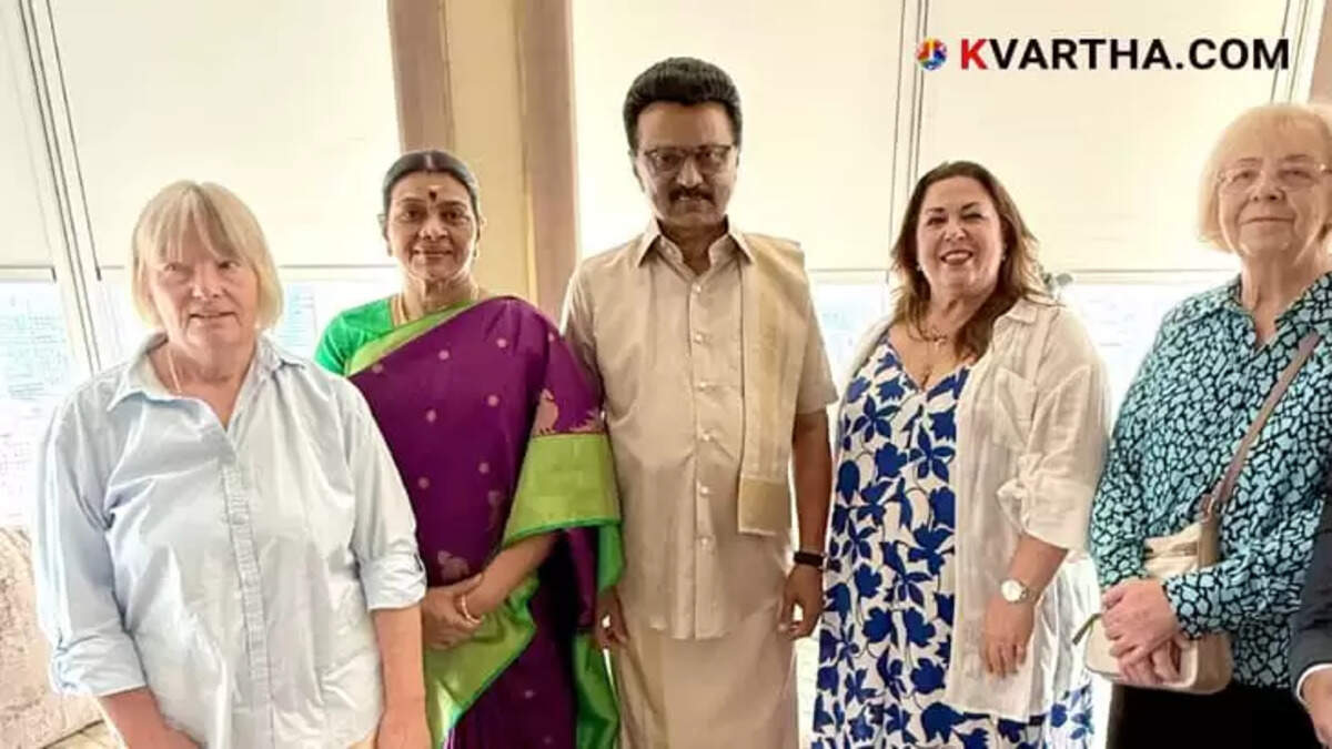 Tamil Nadu Chief Minister M K Stalin Meets Family of Mullaperiyar Dam Architect Pennycuick in UK