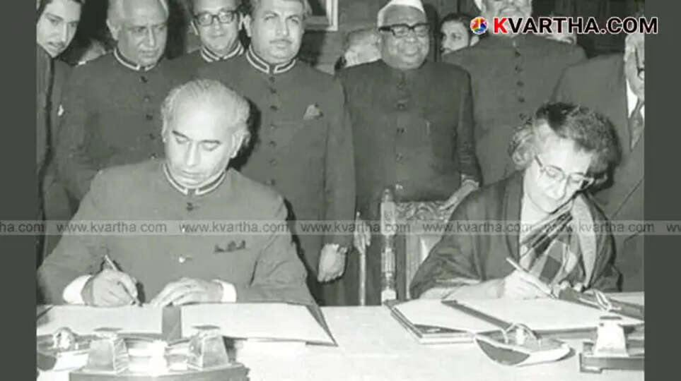 Indira Gandhi and Bhutto sign Shimla Agreement in 1972