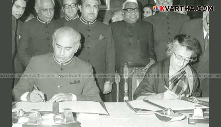 Indira Gandhi and Bhutto sign Shimla Agreement in 1972