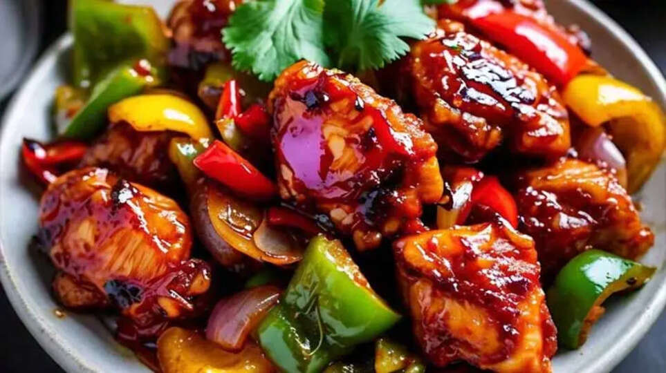 Mouthwatering Pepper Chicken: A Home-Cooked Delight