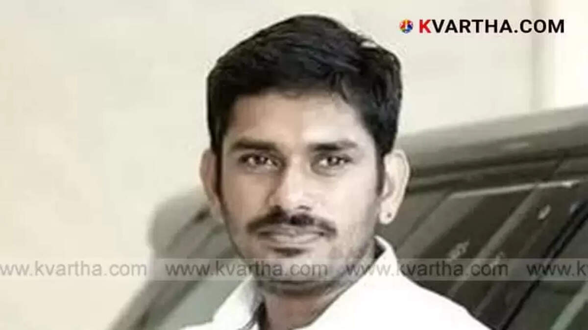 Kochi Showroom Employee Dies While Unloading Luxury Car