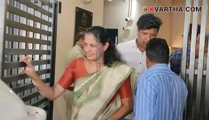 PP Divya appears at police station in connection with Naveen Babu's death