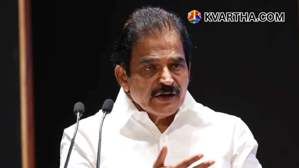 AICC General Secretary KC Venugopal addressing media in Alappuzha