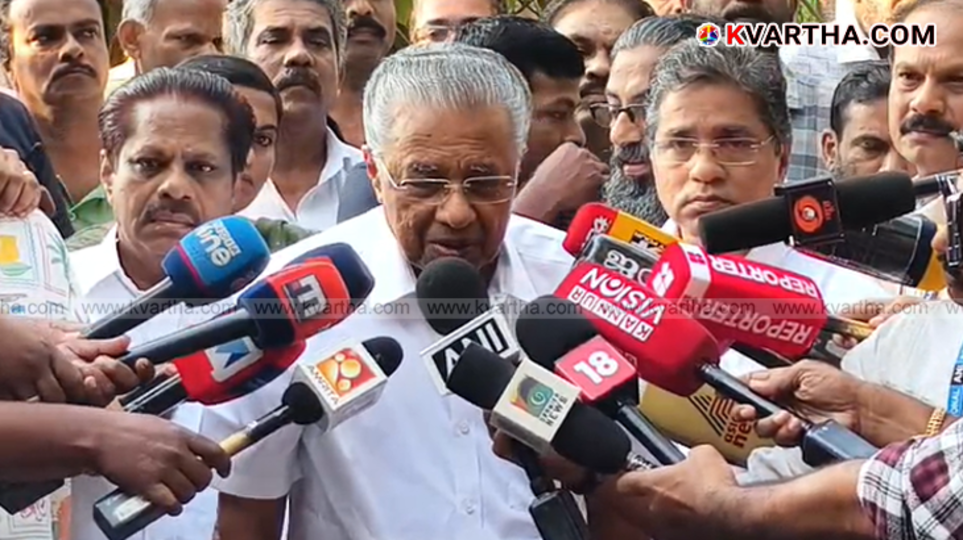 Chief Minister Pinarayi Vijayan speaking to media