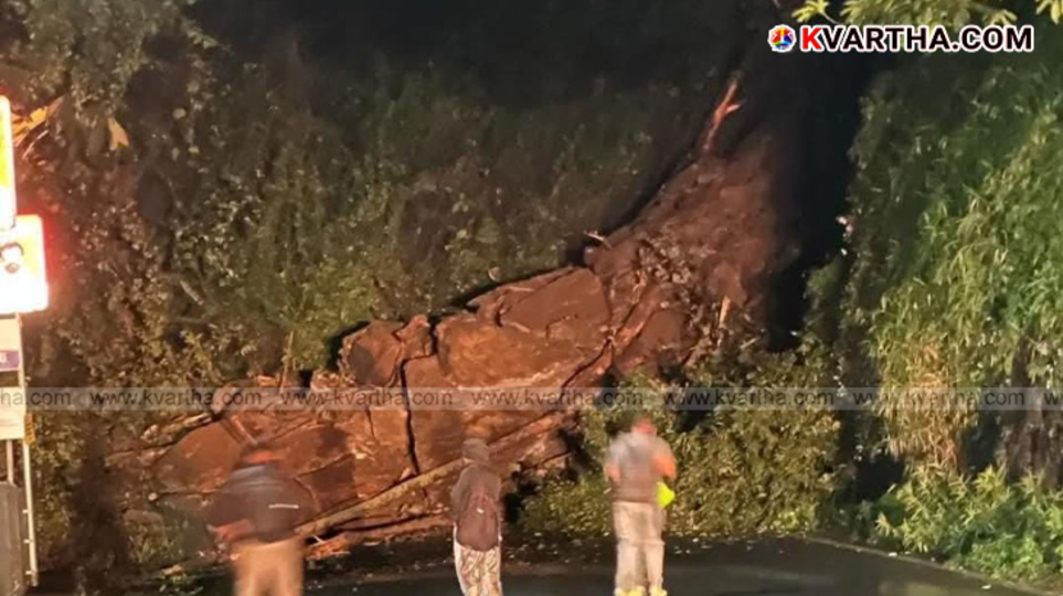 A photo of the landslide at Thamarassery Churam viewpoint.