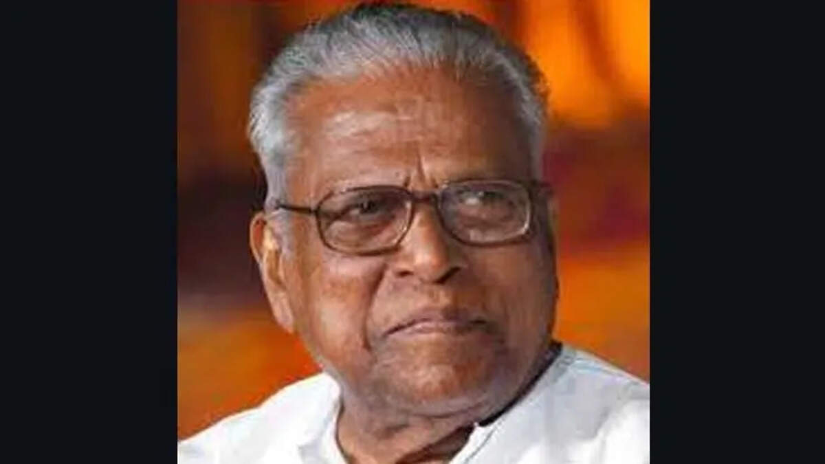 VS Achuthanandan's 101st birthday