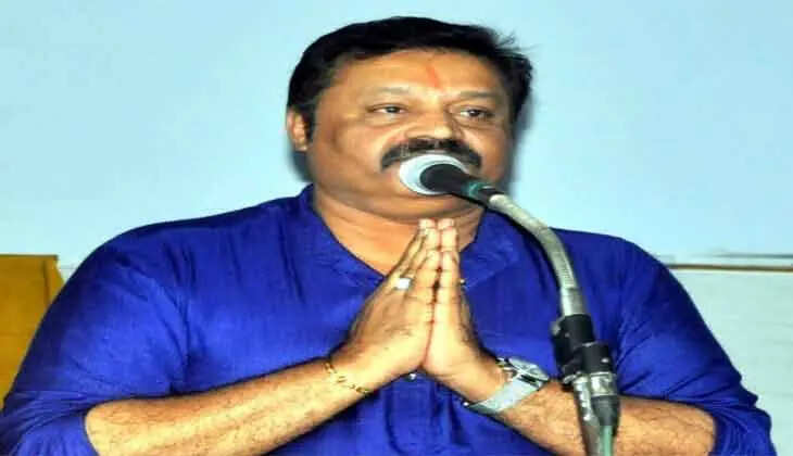 Suresh Gopi Warns of Installing Bronze Statue if Shaktan Thampuran's Statue is Not Reinstated in 14 Days