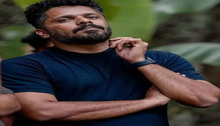 Aashiq Abu slams AMMA, calls it a power group