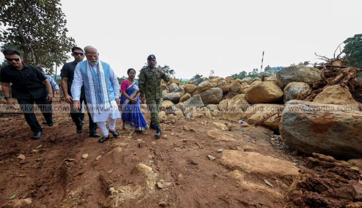 pm modi visits landslide hit wayanad