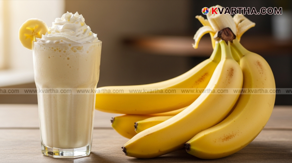 A delicious looking glass of banana shake.