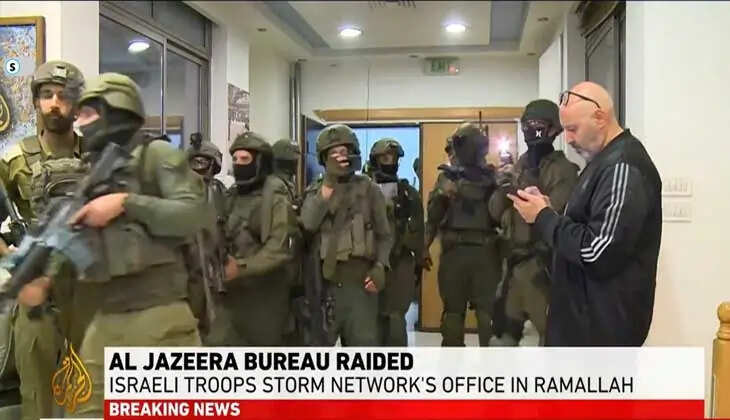 Israeli Military Raids Al Jazeera Office in Ramallah