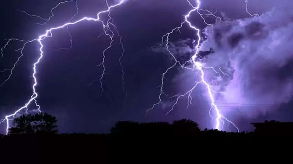 Kollam: Two women workers died in lightning at Punalur, News, Kolla, Kerala, Local News, Women