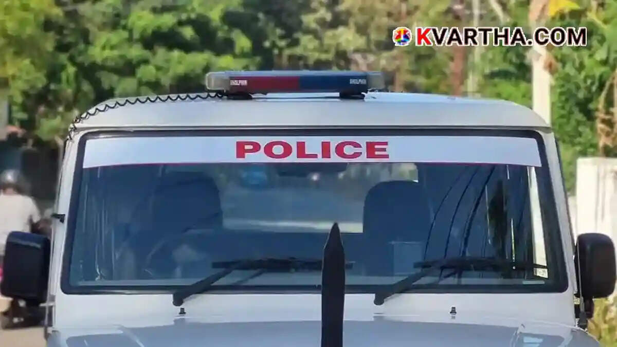 image of Kerala police vehicle