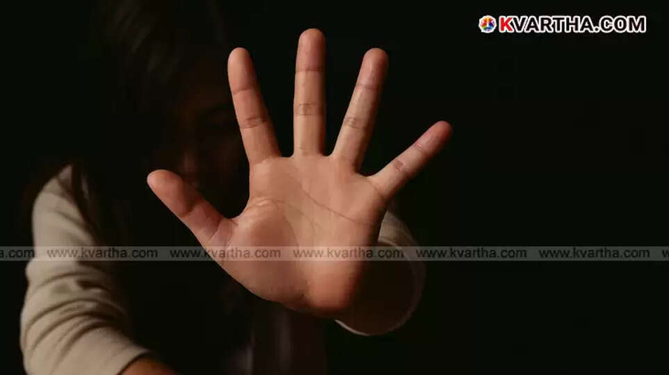 Delhi police investigating crime scene of minor girl assault