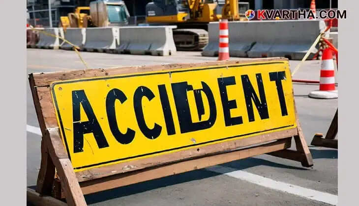 Bus carrying Sabarimala pilgrims overturned in Tirunelli, Wayanad