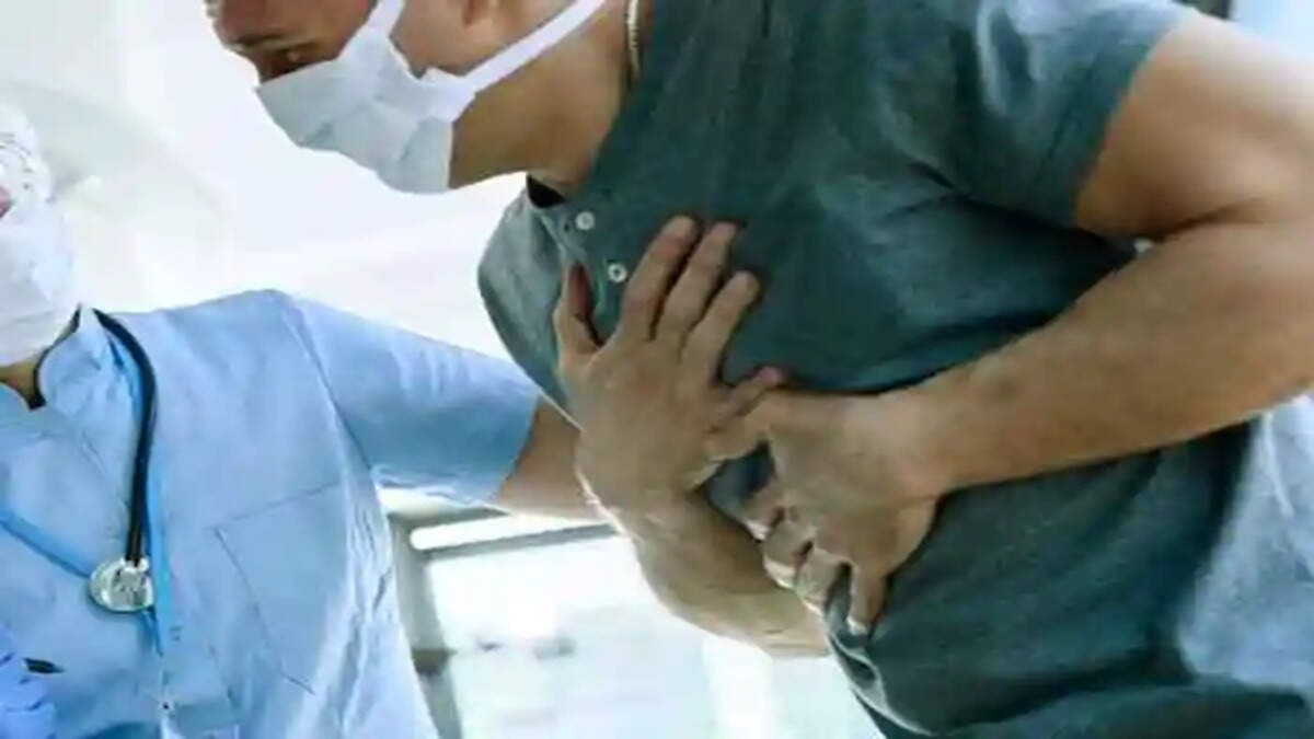 harvard study reveals using aspirin when experiencing chest 