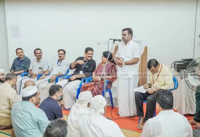 leaders visited kannur hajj camp