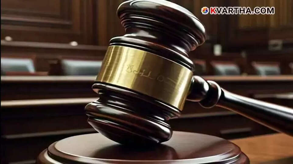 Teacher Hand Cutting Case Judgment
