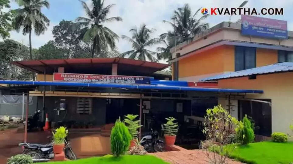 Police File Non-Bailable Case Against Headmaster for Breaking Student's Eardrum in Kasaragod