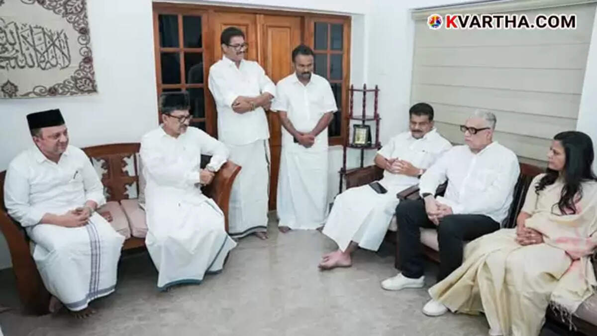 TMC national leaders Mahua Moitra, Derek O'Brien with Sidik Ali Shihab Thangal in Kerala