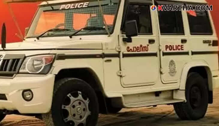 Image Representing Mother arrested in gold theft case.