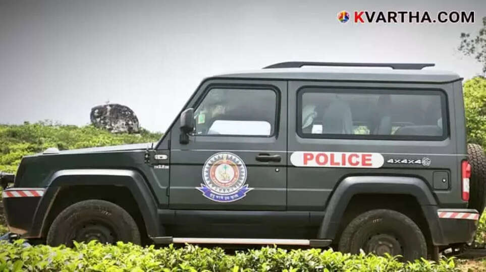  Image Representing Palakkad SP Seeks Explanation from DYSP Over WhatsApp Status Criticizing President's Sabarimala Darshan