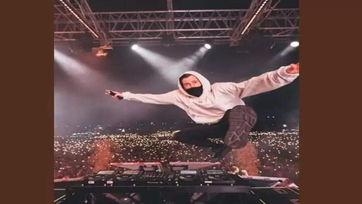 Mobile Phones Stolen at Alan Walker Concert in Kochi, Most Recovered