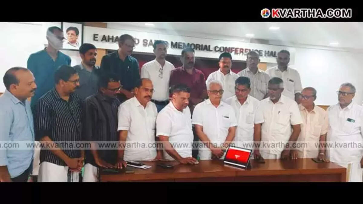 Kannur Corporation Mayor Muslih Madathil inaugurates the E. Ahamed Foundation website.