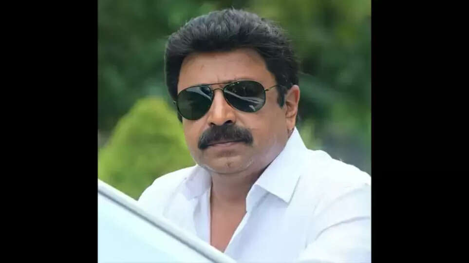 Actor Siddique resigns from AMMA