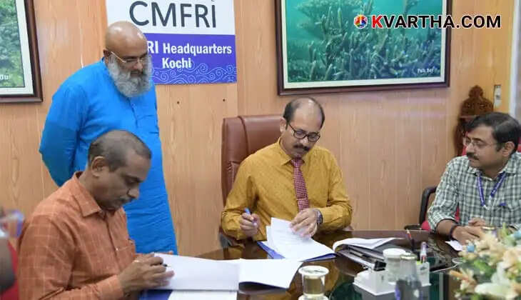 സിഎംഎഫ്ആര്‍ഐ ഡയറക്ടര്‍ ഡോ ഗ്രിന്‍സണ്‍ ജോര്‍ജും കെ.എസ്.സി.എ.ഡി.സി. മാനേജിംഗ് ഡയറക്ടര്‍ പി ഐ ഷെയ്ഖ് പരീതും ധാരണാപത്രം ഒപ്പുവെക്കുന്നു. Photo: CMFRI Media