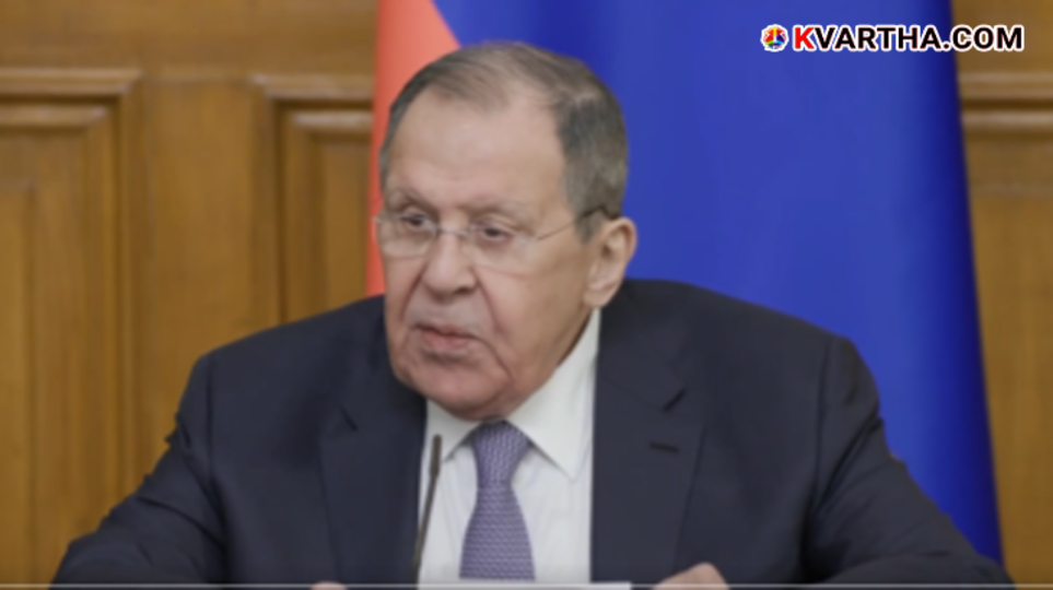 A symbolic image of Russian Foreign Minister Sergei Lavrov and the diplomatic center in Moscow.