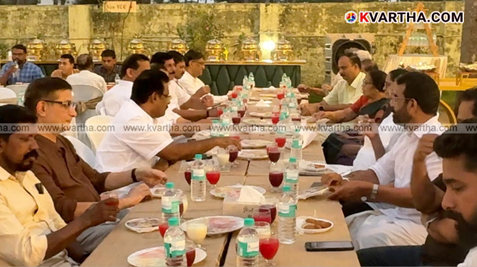 Large crowd of 3,000 people gathered for Aster MIMS Mega Iftar at Payyambalam beach.