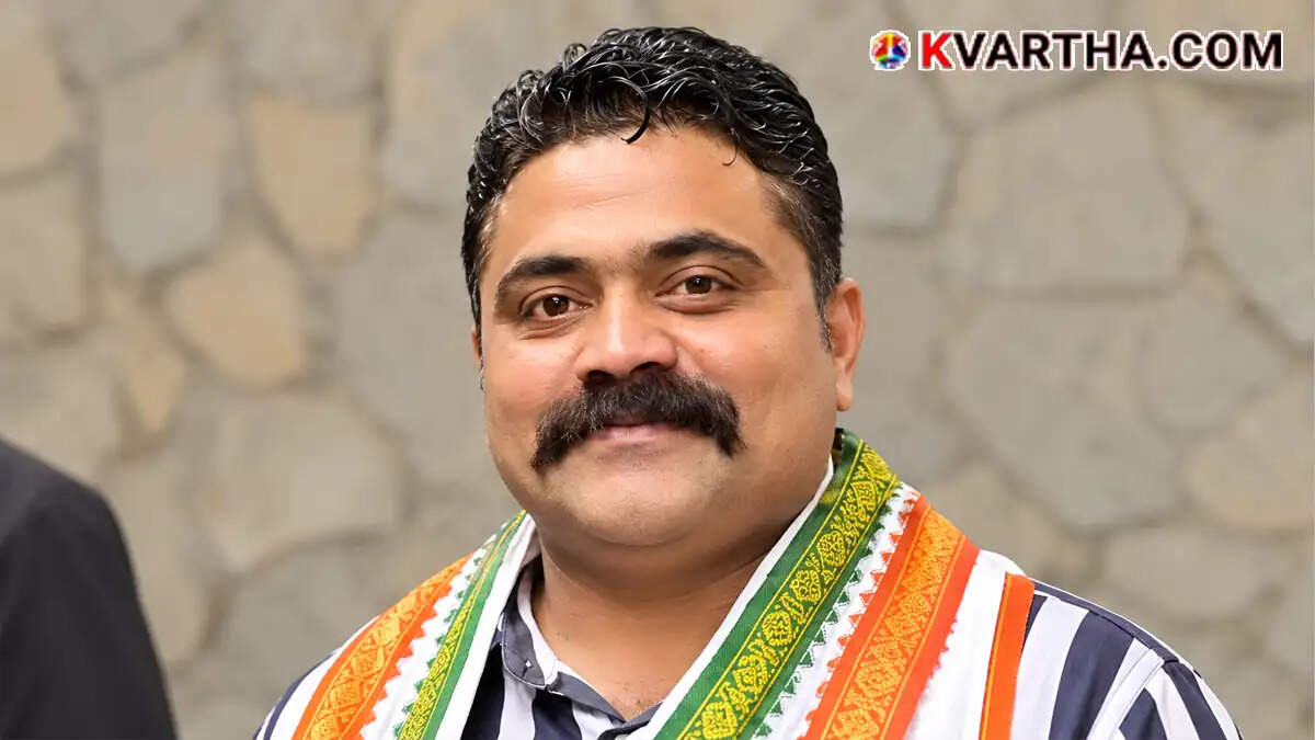 State Election Commission stays disqualification of Palakkad councilor M Prashobh