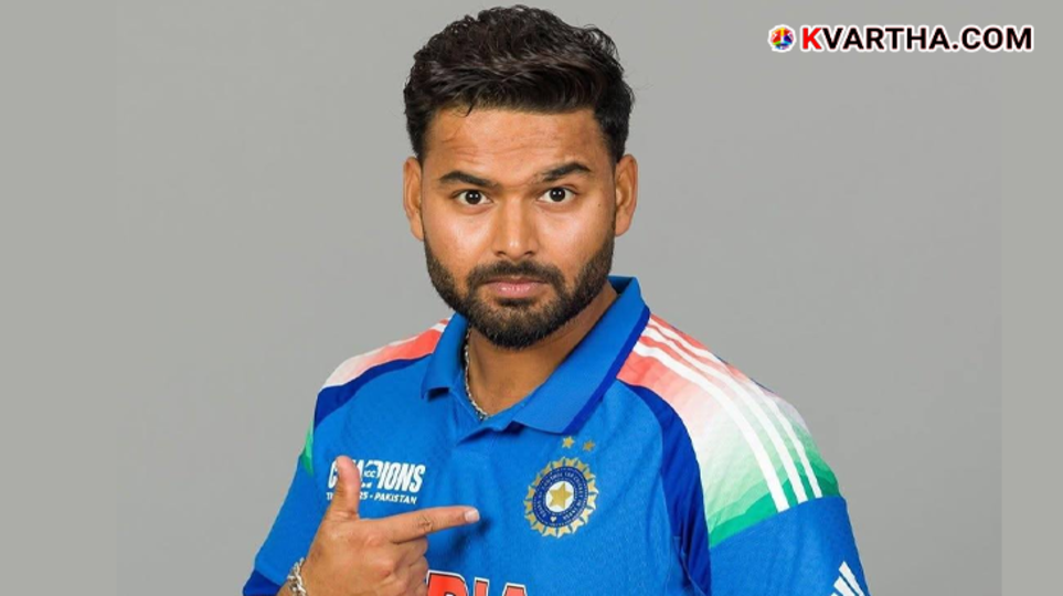  Rishabh Pant playing for Indian Cricket Team