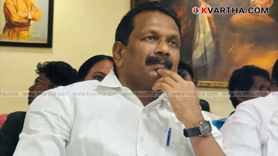 Ibrahimkutty Kallar addressing media regarding Sunny Joseph