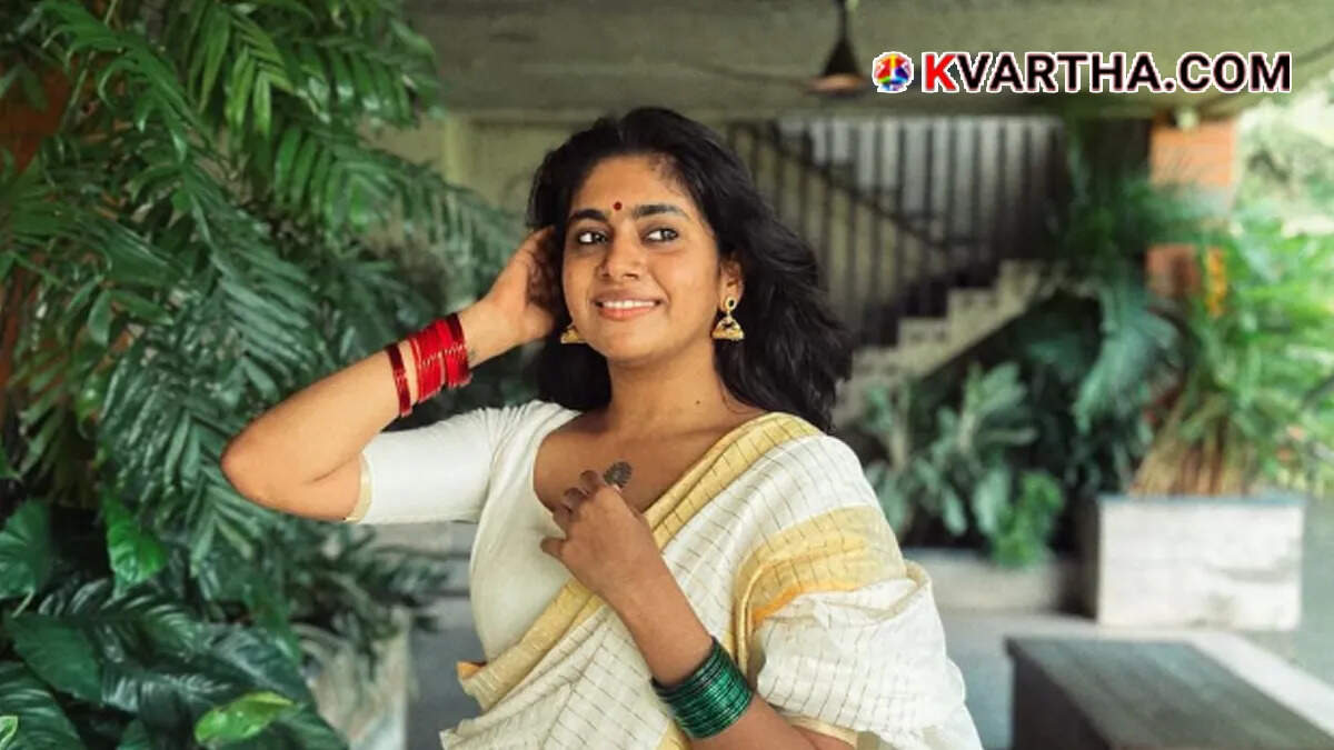 Actress NIMISHA SAJAYAN