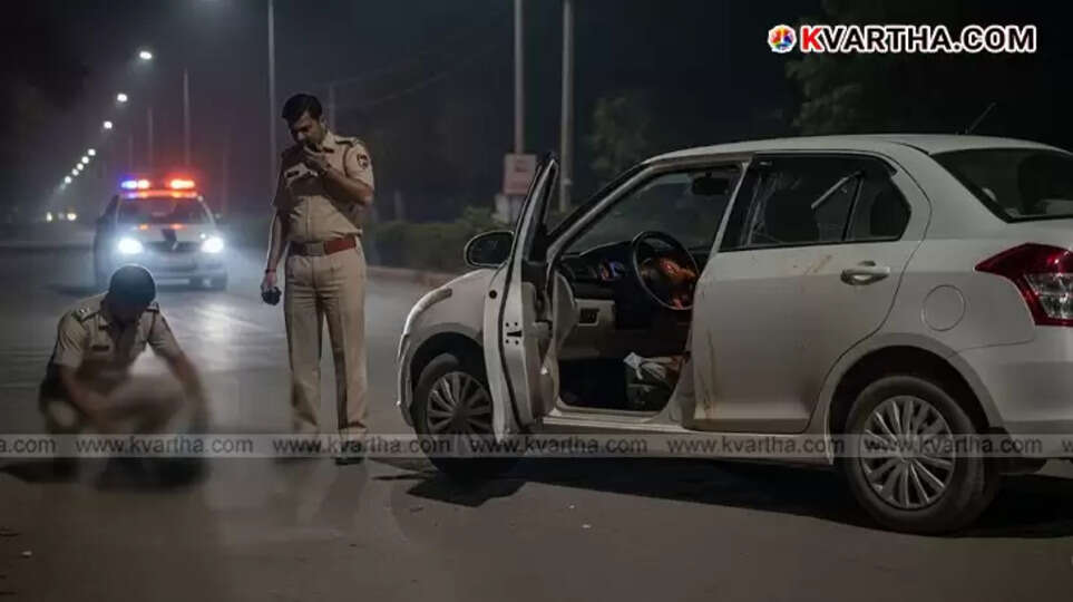 Police investigating murder scene in Timarpur, Delhi.